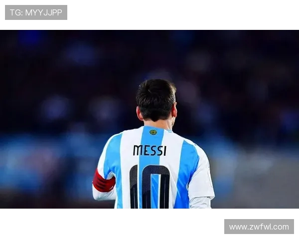 梅西与C罗争锋欧洲杯历史瞬间 谁能问鼎荣耀之巅