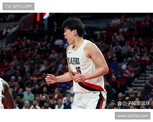 开拓者召回杨瀚森备战步行者小杨今日表现出色砍下15分9板5助